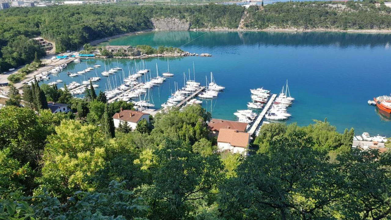Apartmani Jozefina Омишаль Экстерьер фото